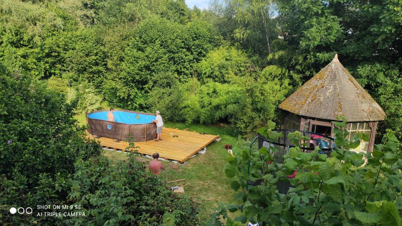 Petit Coin De Paradis Fontaine-les-Luxeuil Exteriör bild