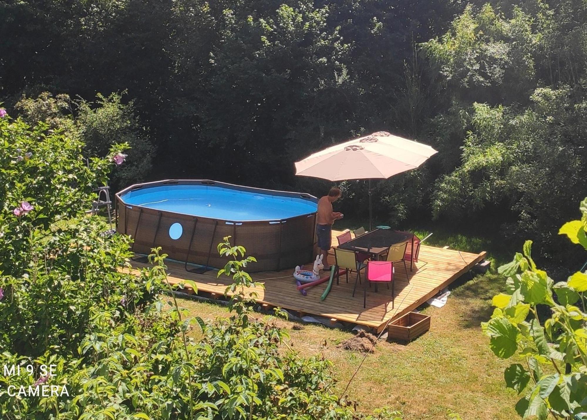 Petit Coin De Paradis Fontaine-les-Luxeuil Exteriör bild